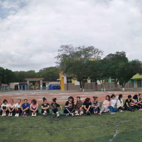 七幼“乐在运动，乐在健康”趣味运动会