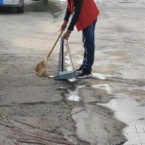 黄龙产业集聚区助力巩卫——城建所在行动