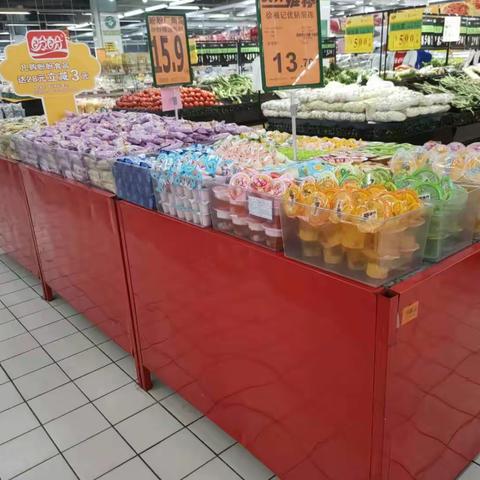 横店店休闲食品陈列