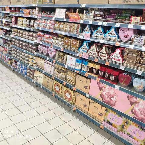 横店店休闲食品陈列
