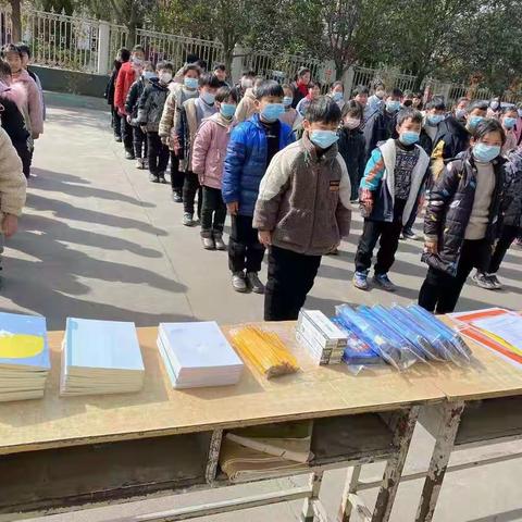 不负韶华，追梦前行——骆庄村小学2021—2022年上学期表彰大会
