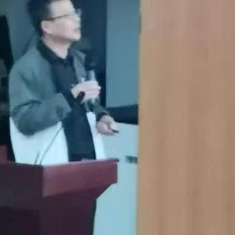 重构教研文化   重建教育之路