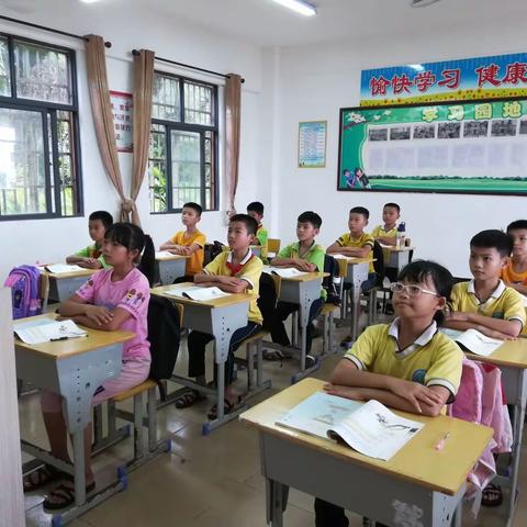 立岭小学五年级1班（2015级）学生成长记录