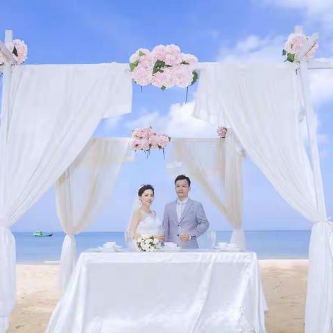 2019年4月18日   郑香海   陈青云    我们结婚了