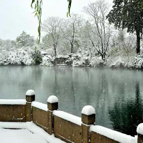 五龙潭雪景