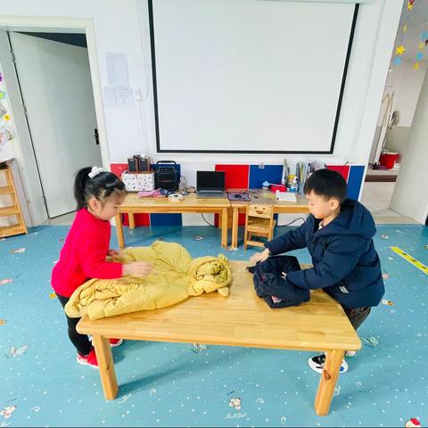 “生活自理，自我服务”中三班生活小能手活动