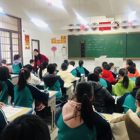 春来人勤早，奋进正当时——罗含小学开展推门听课活动