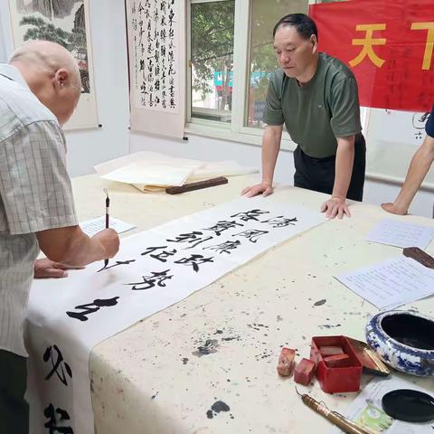 大石桥街道办廉政教育在行动