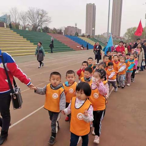 育才幼儿园小一班户外踏春之旅