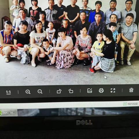 人生漫漫长路，酸甜苦辣样样尝过，唯有自我定好位，心态平衡，一切听天由命，糊涂过完残生。