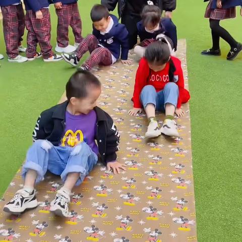 爱丁堡幼儿园蒙中三班精彩一周