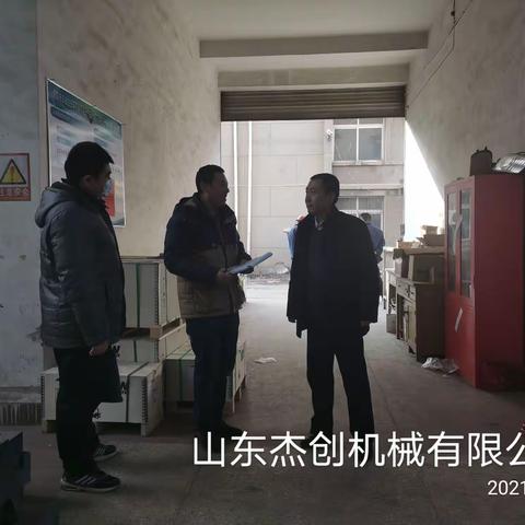 重污染天气应急响应期间加强辖区日常巡查，规范企业污染排放