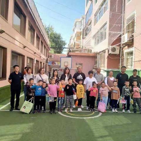 一年级二班读书活动