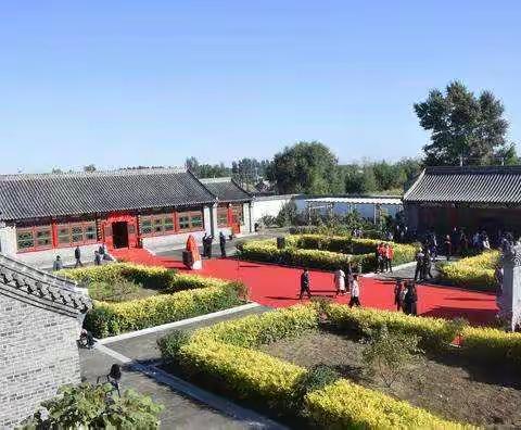 好消息，本群定于6月14号四平于凤至故居+二龙湖+玫瑰谷一日游一年一度芳草绿，又到一年赏花时。