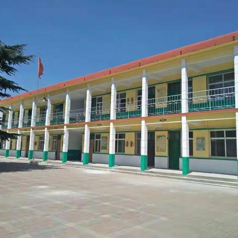 南石门小学线上升旗仪式               ——学法 懂法 守法