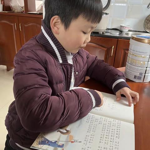 外国语102班蒋炳文