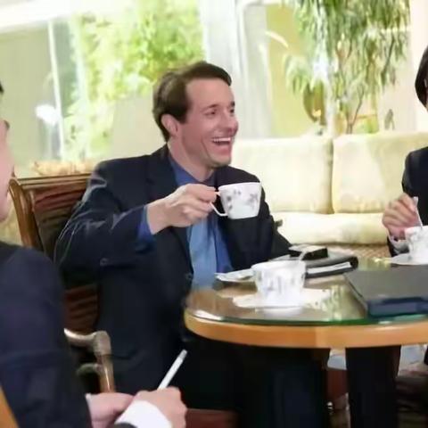 仪态礼仪知识形体语言
