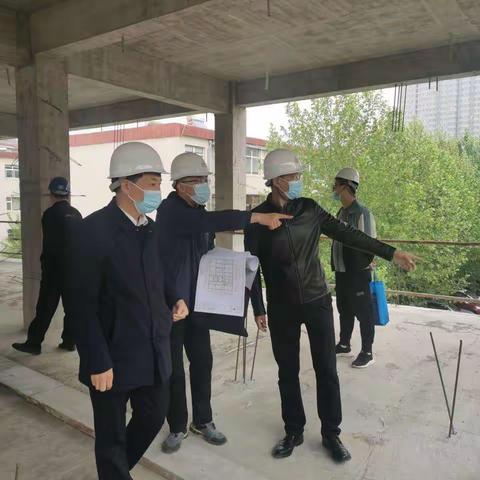 段志岗深入市社区居家养老服务网络建设项目现场办公