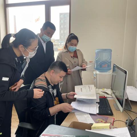 新抚区营商局直达企业、一线办公，上门服务、解决难题