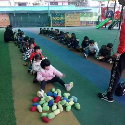 枨小附属幼儿园大一班15-----16周幼儿生活剪辑