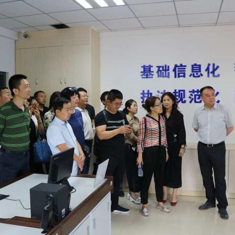 西一路街道组织政协街道组和学习组政协委员开展视察活动