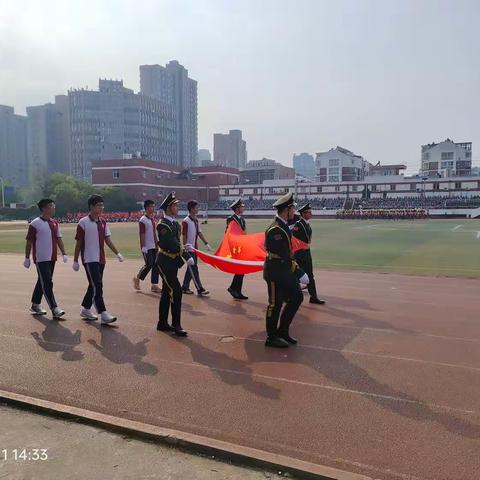 运动点燃激情，拼搏不负韶华——初一（6）班秋季运动会