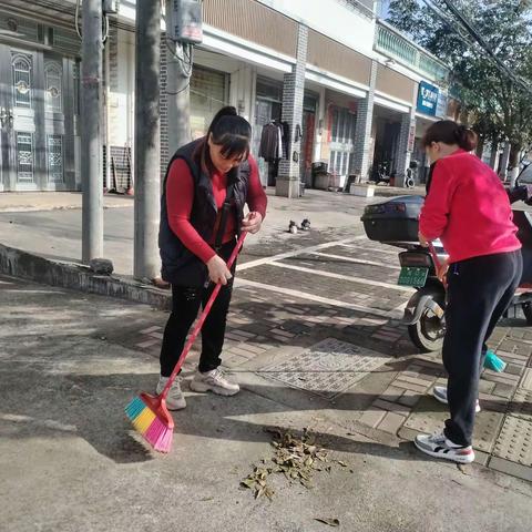 镇中社区开展环境卫生大整治活动