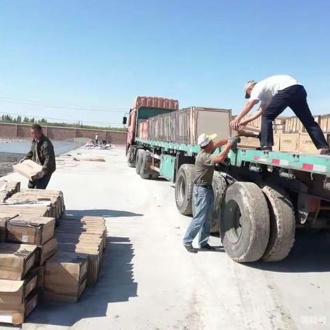 芳草湖农场一连：为群众办实事 让大家更幸福