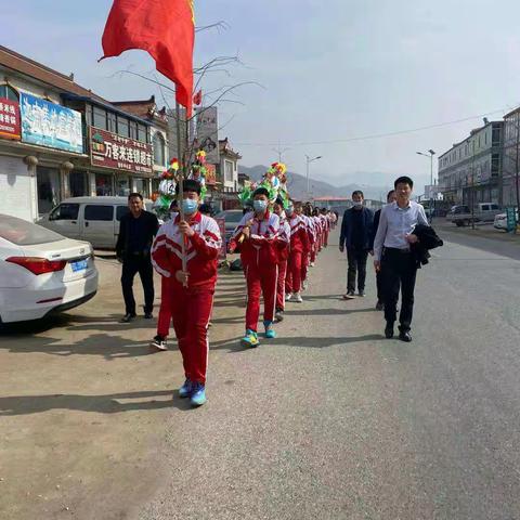 祭扫烈士墓