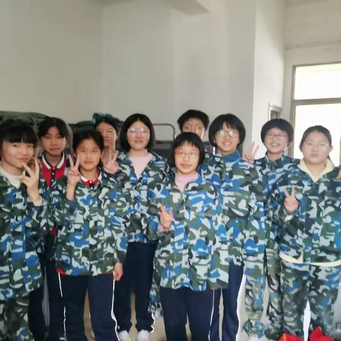 扬帆起航，逐梦新征程——永定区实验小学六（1）班社会实践活动小记