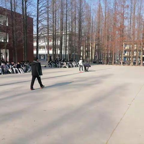拔河比赛