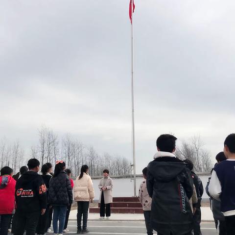 知雷锋，看雷锋，学雷锋——巩店希望小学“学雷锋”活动