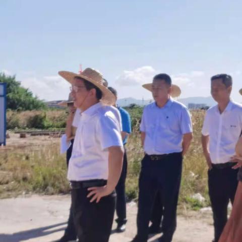 市委副书记、代市长包洪文莅临三亚跨境电商产业园有限责任公司调研