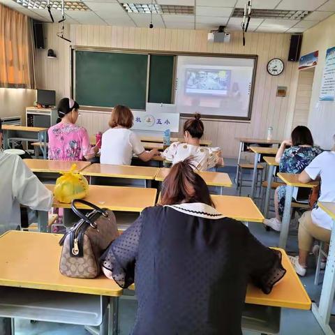 勤学善思，以研促教—青山区美术连片教研一组活动记录