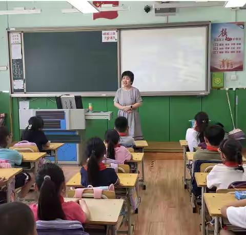 白家庄小学科技园校二年三班六月家长小讲堂活动圆满成功！^_^