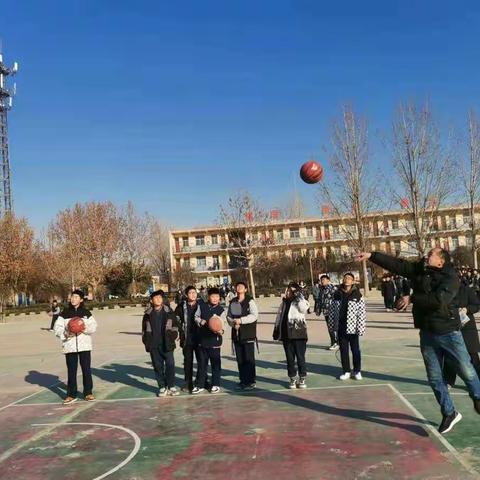 趣味运动庆元旦  师生联欢迎新年——城西实验中学师生迎元旦风采展