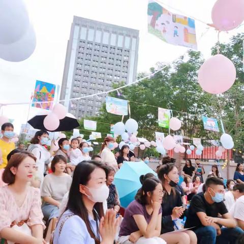 【海量幼儿园】—“重温幼年记忆·定格美好时光”大班毕业典礼