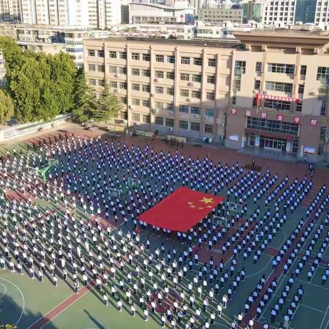 “养成教育 安全教育”主题班会——咸阳梦圆职业学校