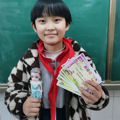 2023年100朵小红花获得者（二一班）