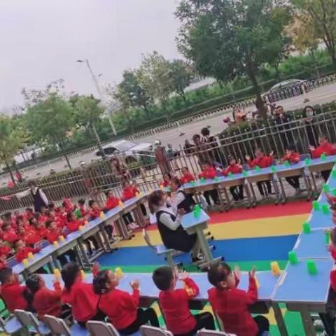 左权双语幼儿园开展“庆国庆 🇨🇳 贺中秋”🌇系列活动