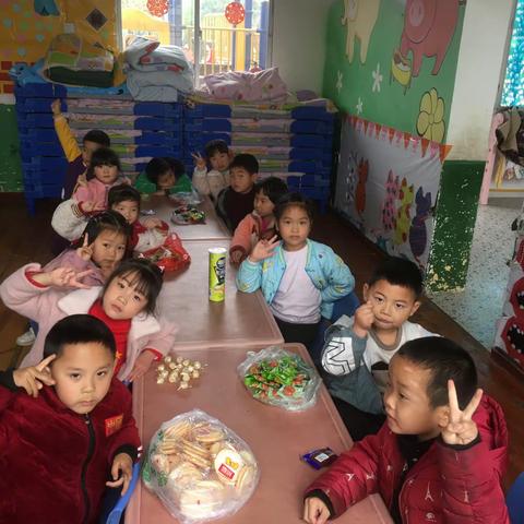 唐家铺幼儿园大一班快乐“食光”美食分享篇，美好的一天离不开美食的陪伴！