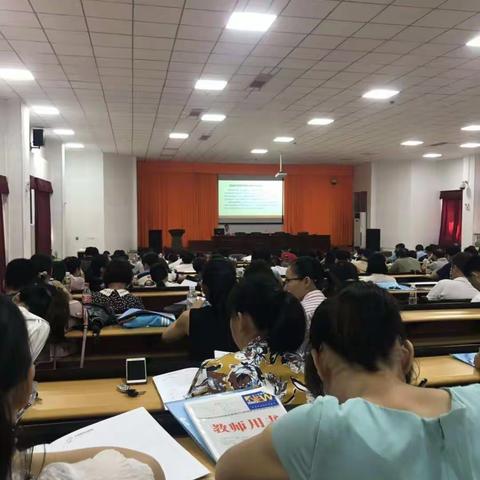 临高中学 冯锦阳 拨云雾见阳光，助孩子谋生涯