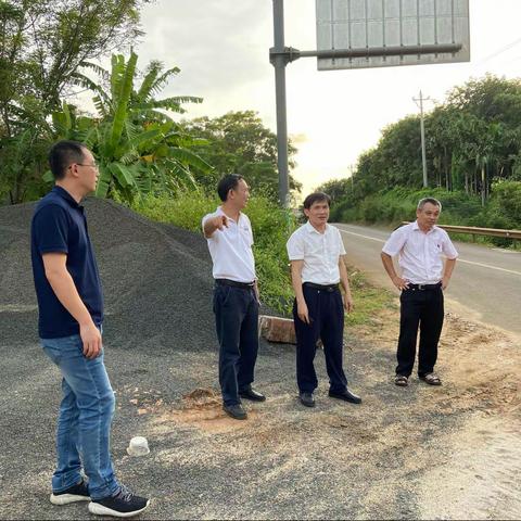 市地方公路管理站党支部联合市委编办党支部共同开展“为民办实事”活动