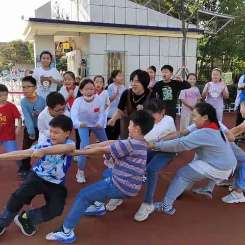 “喜迎十二大 运动燃激情”四五班秋季运动会纪实