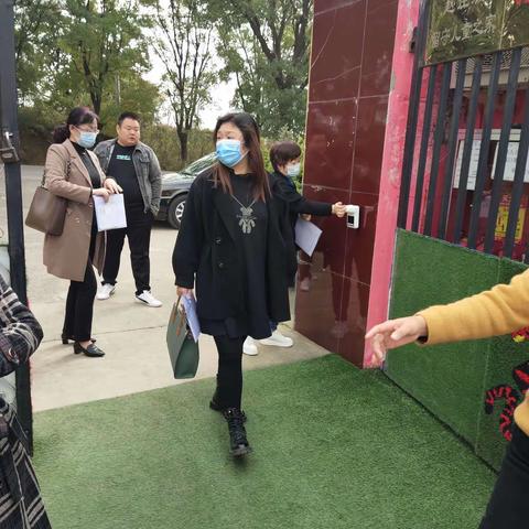 《迎检查，促成长》——赵庄镇童之馨幼儿园迎接“千园达标”检查