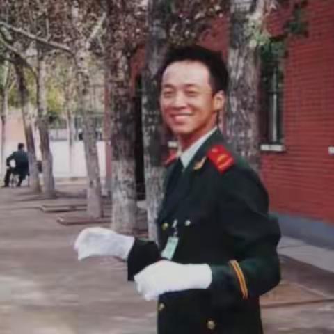 回望军旅（59）盛华姓王