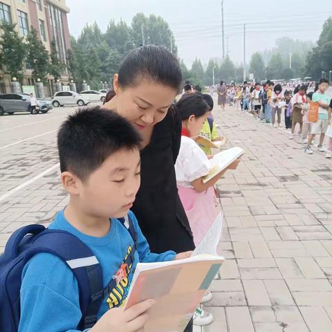 钟灵毓秀   朝气尚东