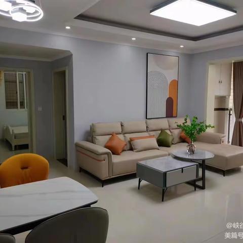 🌟🌟宝光国际12楼2/2/1产权81平米实际88平精装修54.8万，老证64230