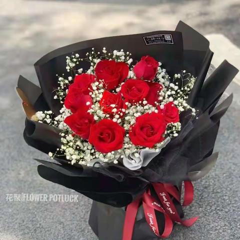 山东成和商厦有限公司7.7号情人节鲜花预订啦！预订电话13287086545二楼电子区