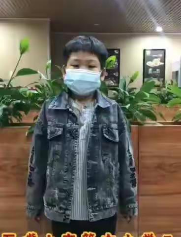 石嘴山市第六小学二年级二班，我的开学准备故事比赛，参赛选手有